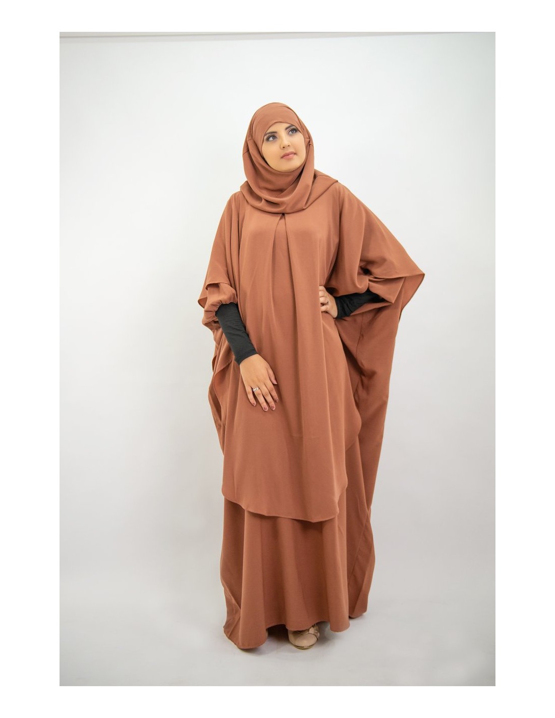 Langer Khimar Hijab integriert
