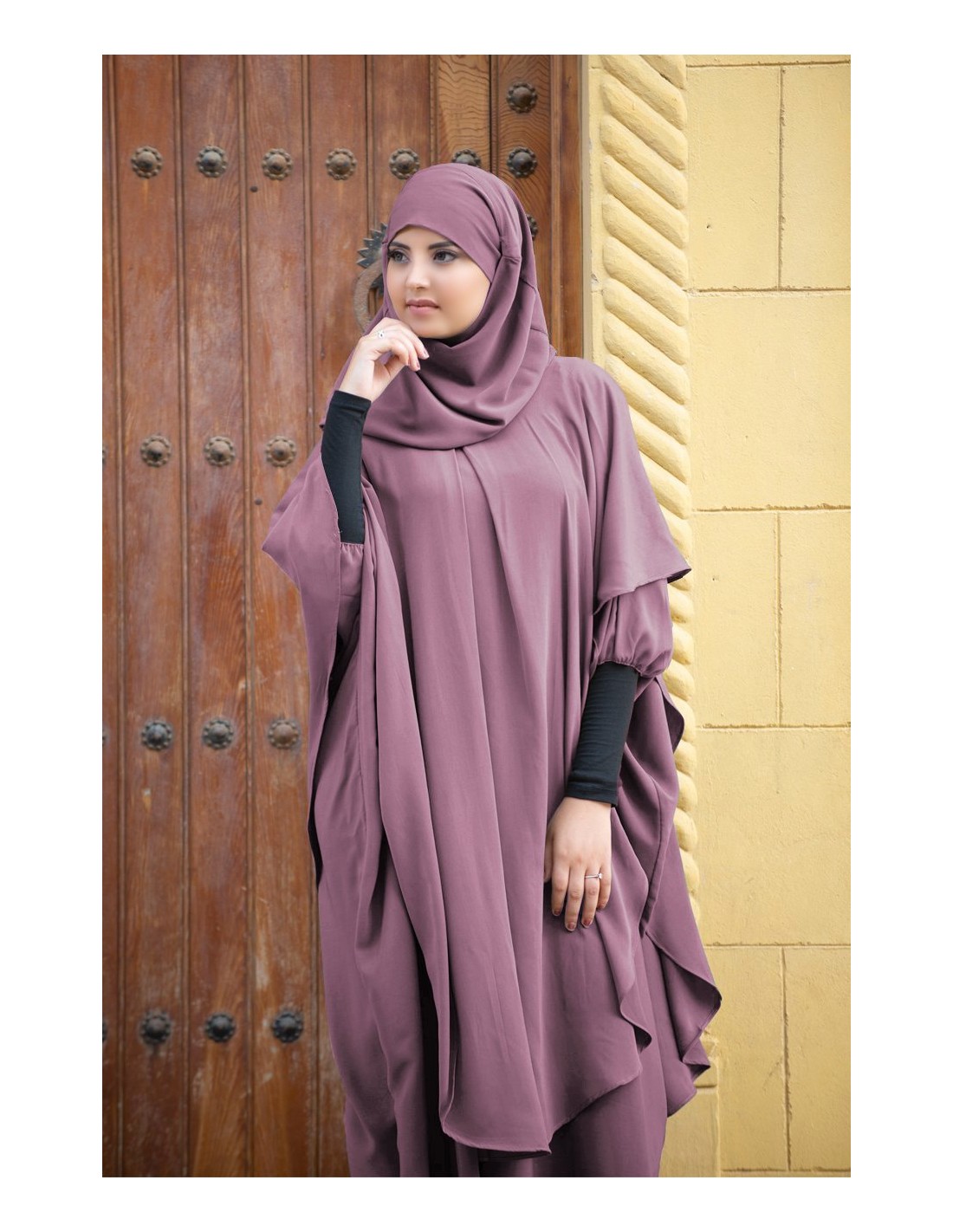 Langer Khimar Hijab integriert