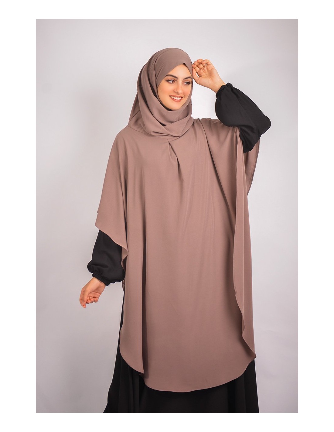 Langer Khimar Hijab integriert