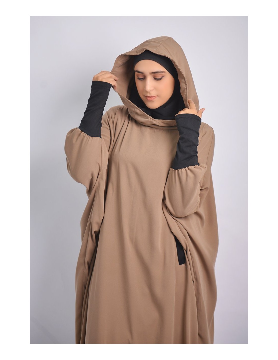Abaya Young hijab intégré et Capuche