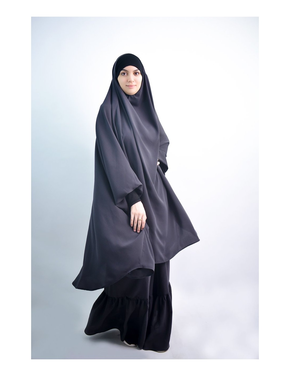 Jilbab al baida with frowns