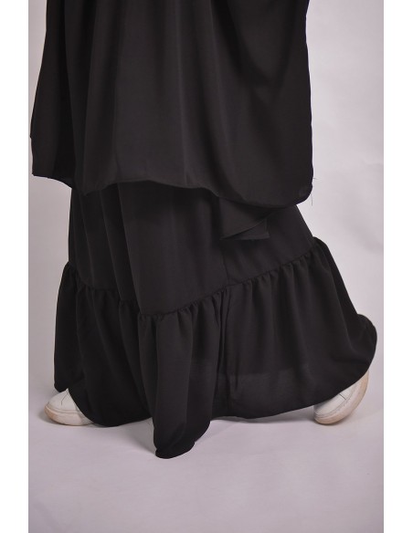 Jilbab al baida with frowns