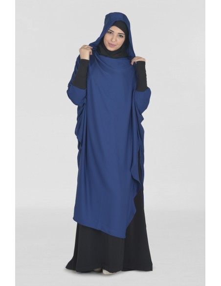 Junge Tunika: Hijab und eingebaute Kapuze